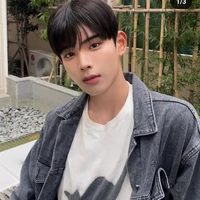 เวีย(เพื่อนนายเอก)