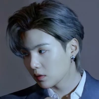 Suga Alexander Manoban(1)