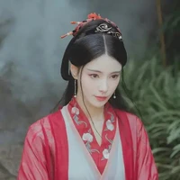 หลิงเสวี่ยอิง(สนมเอก)​