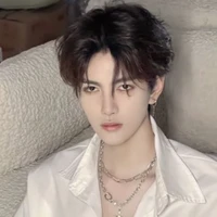 อานนท์