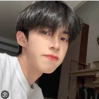แชมป์(เพื่อนพระเอก)