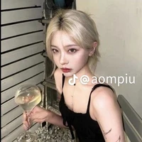 นาเดีย💗👑(น.อ)