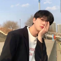 ภาคิน💗👑(พ.อ)