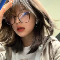 แพรวา[นางเอก]
