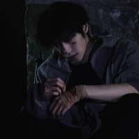 ฮอลล์ | มือซ้าย