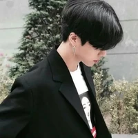 นาวิน(พี่ชาย น.อ)👑✨️