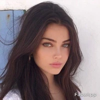 Estrella Naomi Hansley