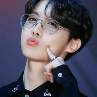 Ho-Seok • Omega Puro •