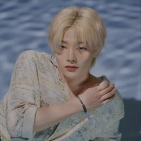 ไอเอ็น|เพื่อนนอ.