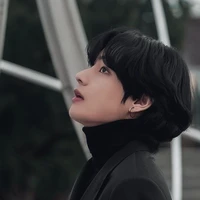 kim taehyung
