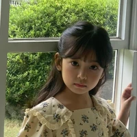 รินรดา เฌอมาลย์ฯ(ตอนเด็ก)