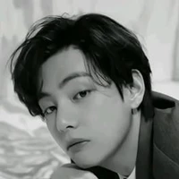 Kim Taehyung [ Younger Son ]