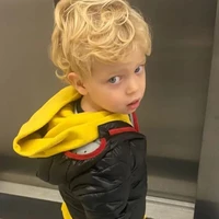 ZANDER D