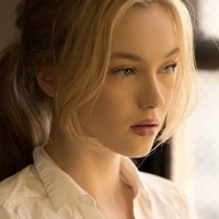 QUINN D