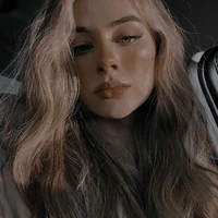 GWEN D