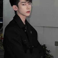 เสี่ยวจ้าย-เพื่อนพระเอก