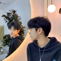 ไอซ์(เพื่อนพระเอก)