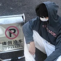 คิง(พระเอก)👑