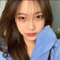 พลอย น.อ