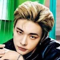 HWANG HYUNJIN