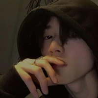 ทิว(พระเอก)