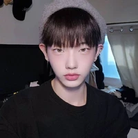 นิวเยียร์ (เด็ก พอ.)