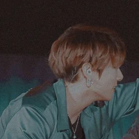 Ur Lazy ass Authorshii..(Koo)🍓💞✨