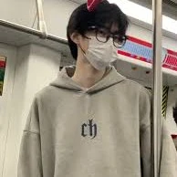 โจวซาน (เพื่อนพระเอก)