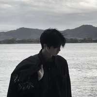 ธีร์[พระเอก]