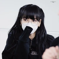 ลูกพีช🍑 (นางเอก)