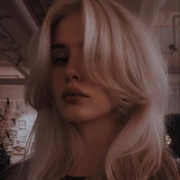 Lizzy William||18||[M.Britanica]