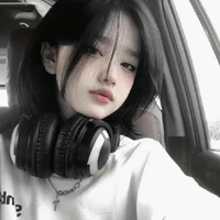 Yuna.