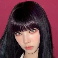 YOO KARINA