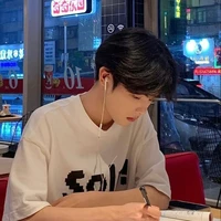 ติวเตอร์:น้อง.พ.อ.:🍡🍦