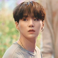 Min Yoongi (Tae Friend)