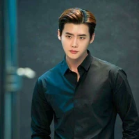 Lee Jong Suk