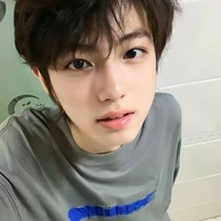 ซีน(นายเอก)