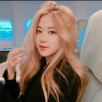 Rose🐿️