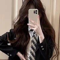 c.😘