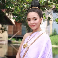 แม่หญิงจันทร์วาด