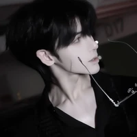 อาเมอร์(พระเอก)