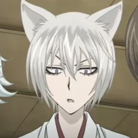 โทโมเอะ(ครูประจำชั้นยูอิจิโร่)
