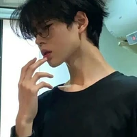 เชน(พี่ชายควันไม้+นอ.+พอ.8)