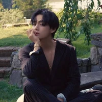 Kim Taehyung (V)