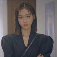 Sasha (adik sambung Willy )