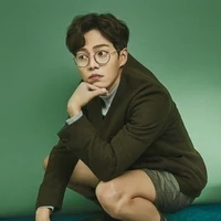 seung-woon ( pengasuh ,BG )