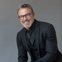 Hector Johnson (padre de Kevin)