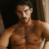 Oliver Watson (FL bro/ML Bff)