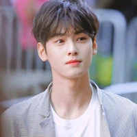 มีนา