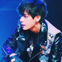 kim tae hyung (past)